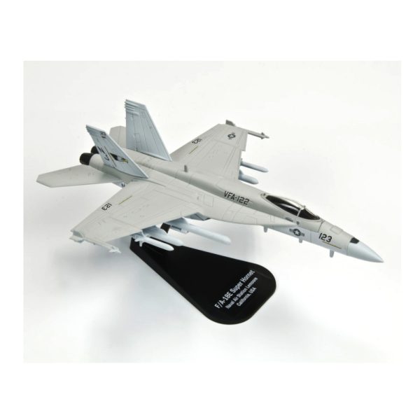 Italeri F/A - 18E Super Hornet 1:78 Scale Model