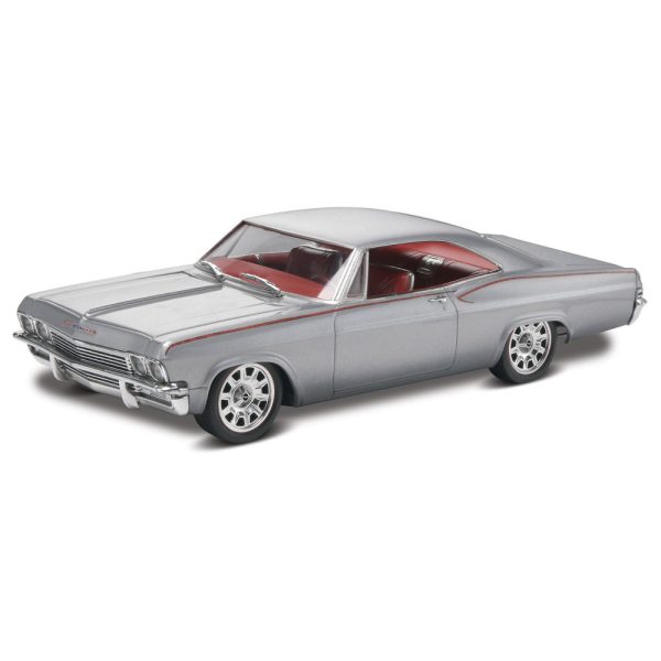 Revel 1965 Chevy Impala Scale model